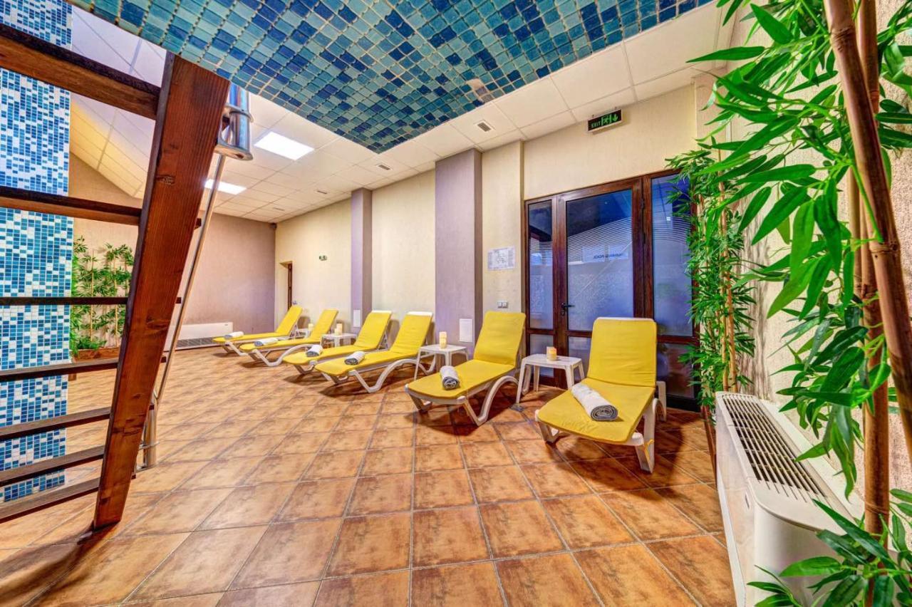 Skyday Penthouse Deluxe At Oak Residence سموليان المظهر الخارجي الصورة